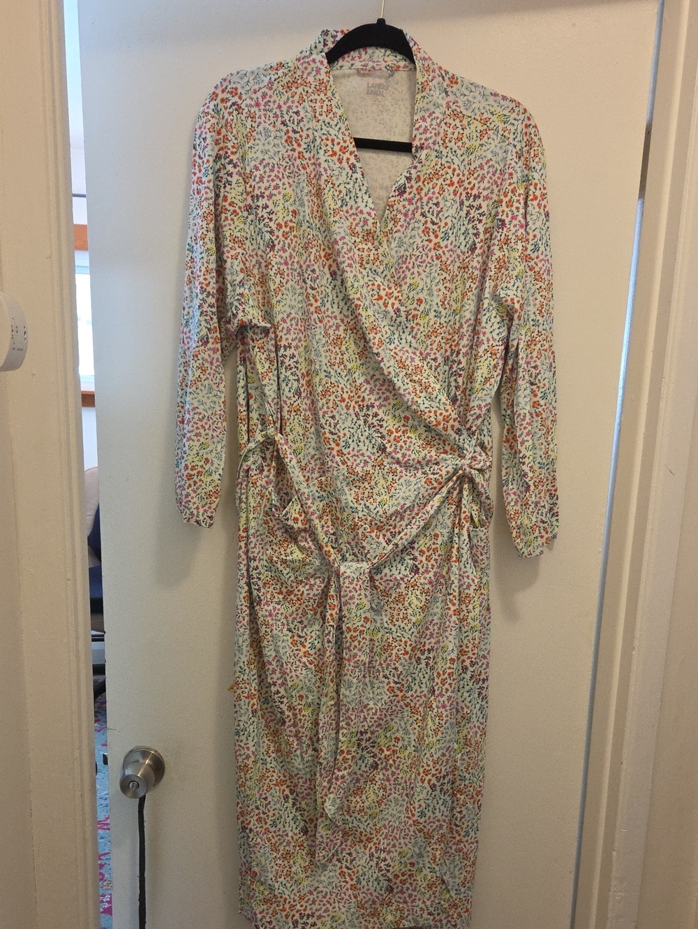 Lands' End Floral Robe - Picture 1 of 10